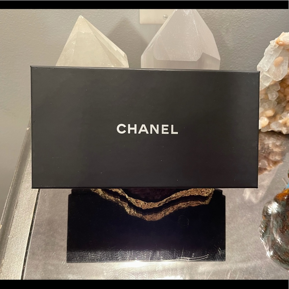 🖤Chanel Sunglass Box🖤